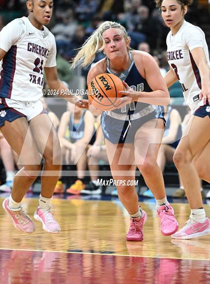 Thumbnail 3 in Valor Christian vs. Cherokee Trail (CHSAA 6A Final Four) photogallery.