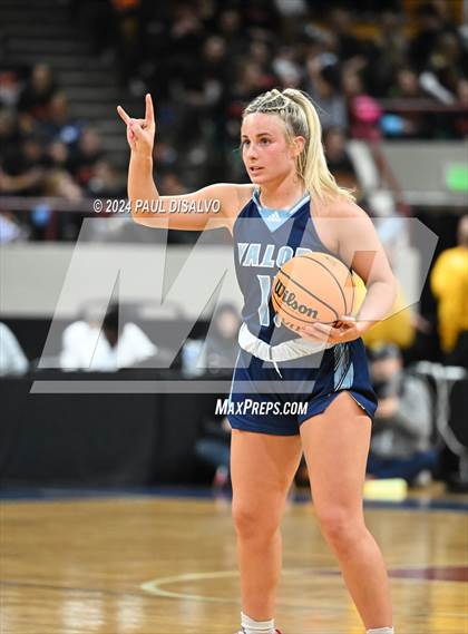 Thumbnail 1 in Valor Christian vs. Cherokee Trail (CHSAA 6A Final Four) photogallery.