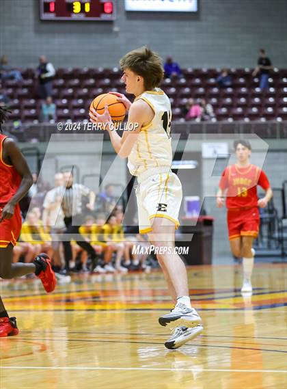 Thumbnail 2 in Judge Memorial Catholic vs. Emery (UHSAA 3A Quartertfinal) photogallery.