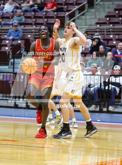 Thumbnail 1 in Judge Memorial Catholic vs. Emery (UHSAA 3A Quartertfinal) photogallery.