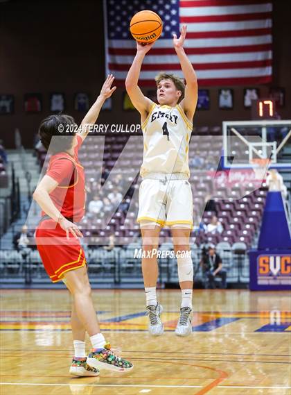 Thumbnail 2 in Judge Memorial Catholic vs. Emery (UHSAA 3A Quartertfinal) photogallery.