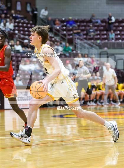 Thumbnail 1 in Judge Memorial Catholic vs. Emery (UHSAA 3A Quartertfinal) photogallery.