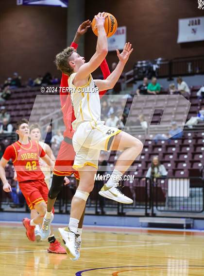 Thumbnail 3 in Judge Memorial Catholic vs. Emery (UHSAA 3A Quartertfinal) photogallery.
