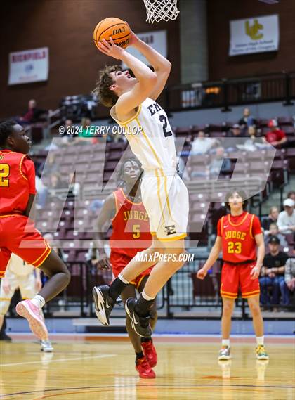 Thumbnail 2 in Judge Memorial Catholic vs. Emery (UHSAA 3A Quartertfinal) photogallery.