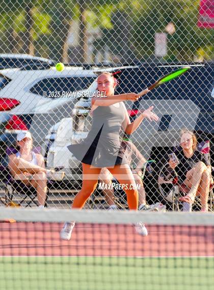 Thumbnail 3 in Cambridge @ North Branch photogallery.