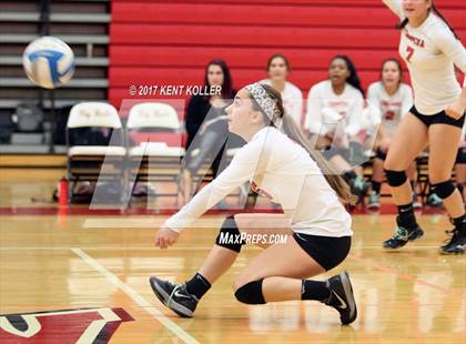 Thumbnail 1 in Grosse Pointe South @ Chippewa Valley photogallery.