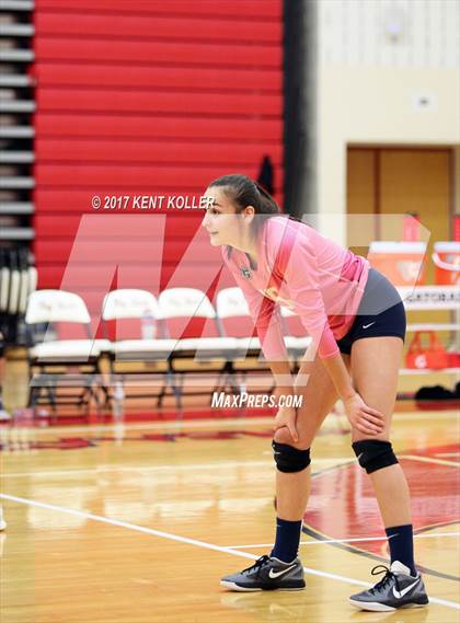 Thumbnail 1 in Grosse Pointe South @ Chippewa Valley photogallery.