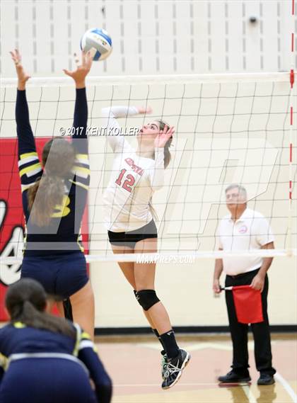 Thumbnail 3 in Grosse Pointe South @ Chippewa Valley photogallery.