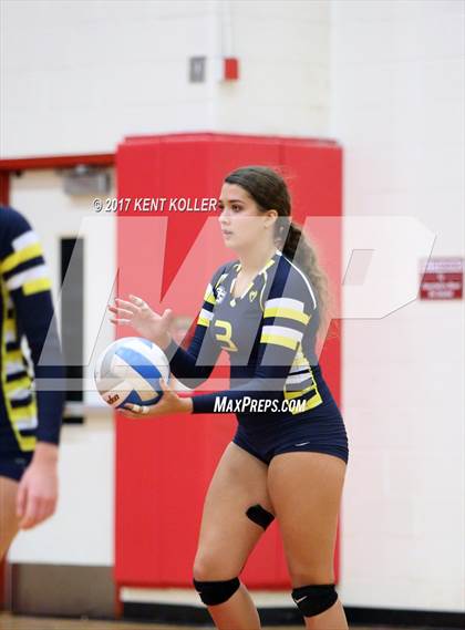 Thumbnail 2 in Grosse Pointe South @ Chippewa Valley photogallery.