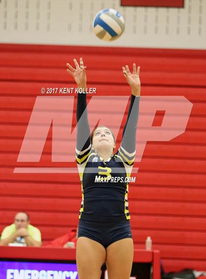 Thumbnail 1 in Grosse Pointe South @ Chippewa Valley photogallery.