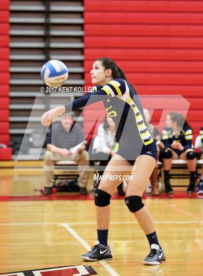 Thumbnail 2 in Grosse Pointe South @ Chippewa Valley photogallery.