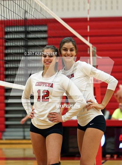 Thumbnail 3 in Grosse Pointe South @ Chippewa Valley photogallery.
