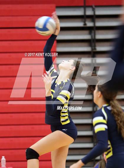 Thumbnail 1 in Grosse Pointe South @ Chippewa Valley photogallery.