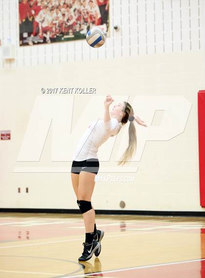 Thumbnail 2 in Grosse Pointe South @ Chippewa Valley photogallery.
