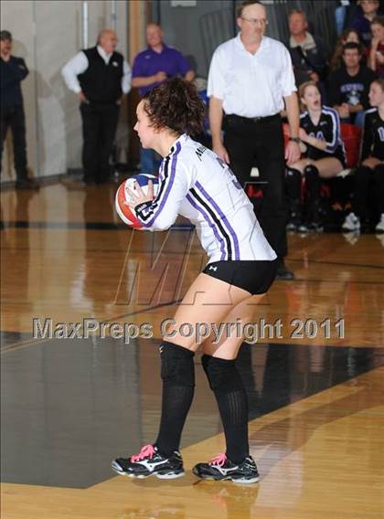 Thumbnail 1 in Grantsburg vs. Washburn (WIAA Sectional Semi-Finals) photogallery.