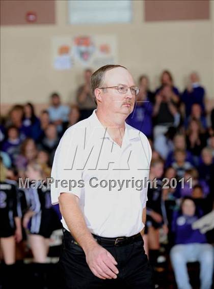 Thumbnail 3 in Grantsburg vs. Washburn (WIAA Sectional Semi-Finals) photogallery.