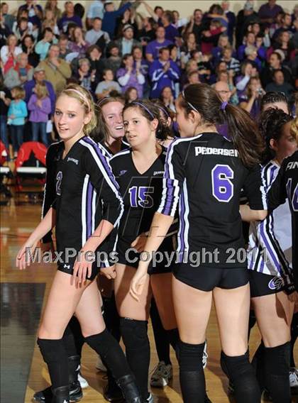 Thumbnail 3 in Grantsburg vs. Washburn (WIAA Sectional Semi-Finals) photogallery.