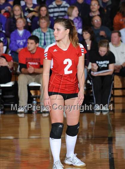 Thumbnail 2 in Grantsburg vs. Washburn (WIAA Sectional Semi-Finals) photogallery.