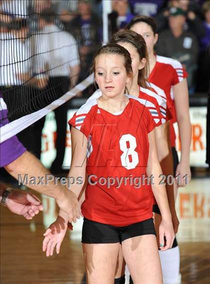 Thumbnail 2 in Grantsburg vs. Washburn (WIAA Sectional Semi-Finals) photogallery.