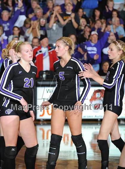 Thumbnail 2 in Grantsburg vs. Washburn (WIAA Sectional Semi-Finals) photogallery.