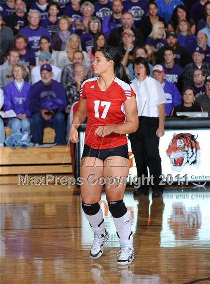 Thumbnail 1 in Grantsburg vs. Washburn (WIAA Sectional Semi-Finals) photogallery.