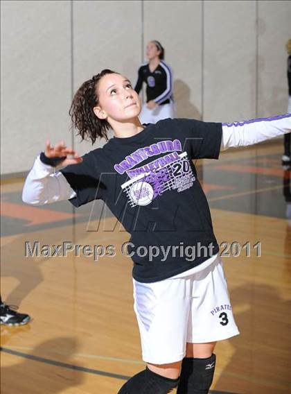 Thumbnail 2 in Grantsburg vs. Washburn (WIAA Sectional Semi-Finals) photogallery.