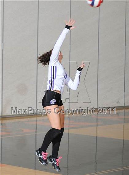 Thumbnail 1 in Grantsburg vs. Washburn (WIAA Sectional Semi-Finals) photogallery.