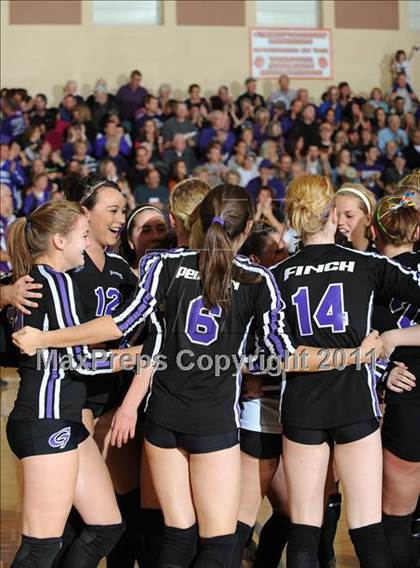 Thumbnail 2 in Grantsburg vs. Washburn (WIAA Sectional Semi-Finals) photogallery.