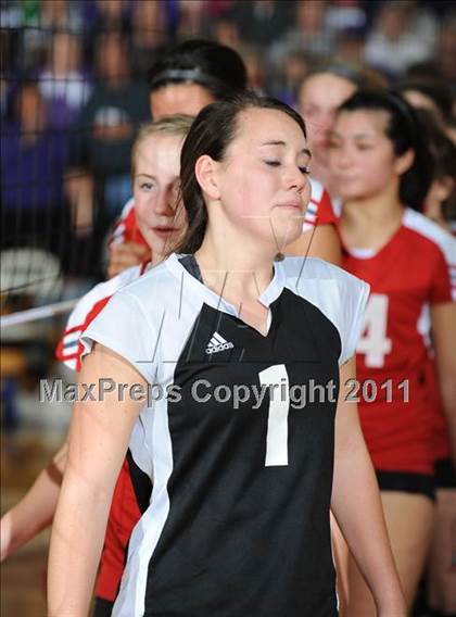 Thumbnail 1 in Grantsburg vs. Washburn (WIAA Sectional Semi-Finals) photogallery.