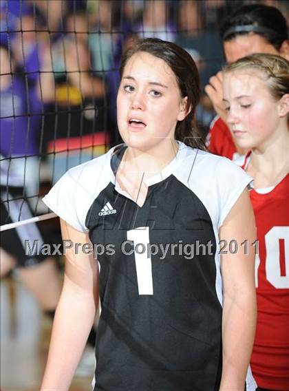 Thumbnail 3 in Grantsburg vs. Washburn (WIAA Sectional Semi-Finals) photogallery.