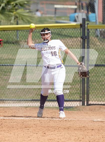 Thumbnail 1 in Lee [Robert E.] vs McAllen (NEISD Softball Tournament) photogallery.