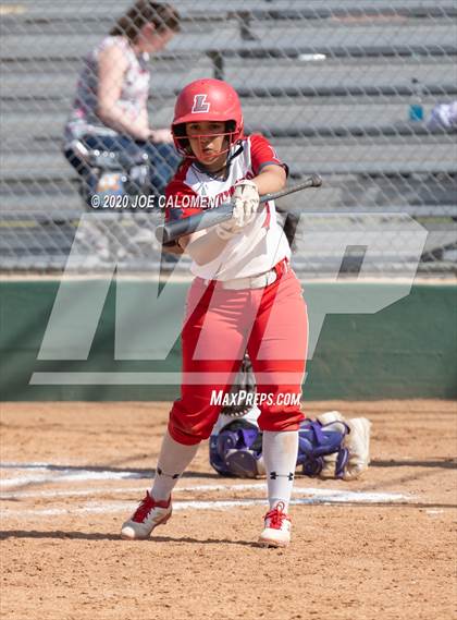Thumbnail 2 in Lee [Robert E.] vs McAllen (NEISD Softball Tournament) photogallery.