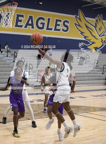 Thumbnail 1 in Freeman vs. Morton Ranch (A Teams) photogallery.
