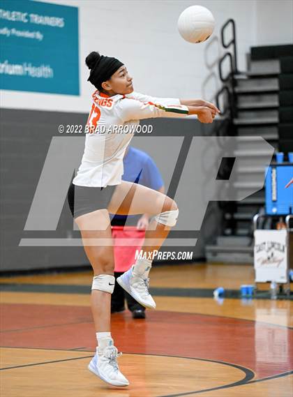 Thumbnail 1 in St. Stephens @ East Lincoln (NCHSAA 3A First Round State Tournament) photogallery.