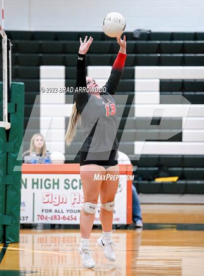 Thumbnail 1 in St. Stephens @ East Lincoln (NCHSAA 3A First Round State Tournament) photogallery.