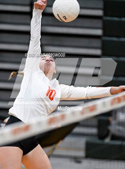 Thumbnail 1 in St. Stephens @ East Lincoln (NCHSAA 3A First Round State Tournament) photogallery.