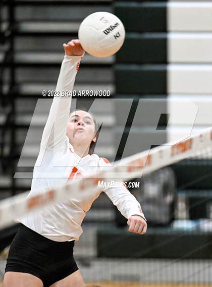 Thumbnail 1 in St. Stephens @ East Lincoln (NCHSAA 3A First Round State Tournament) photogallery.