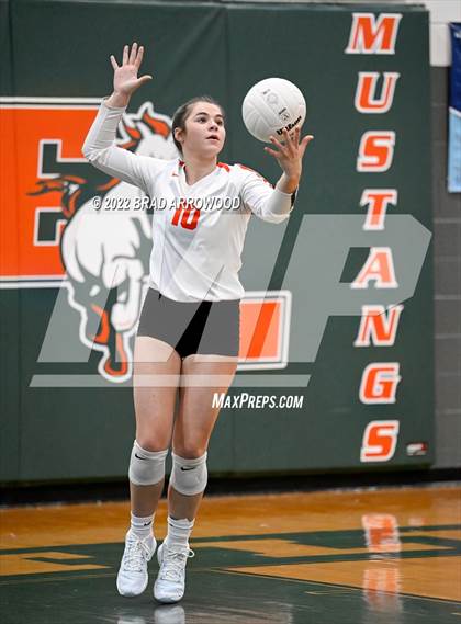 Thumbnail 3 in St. Stephens @ East Lincoln (NCHSAA 3A First Round State Tournament) photogallery.