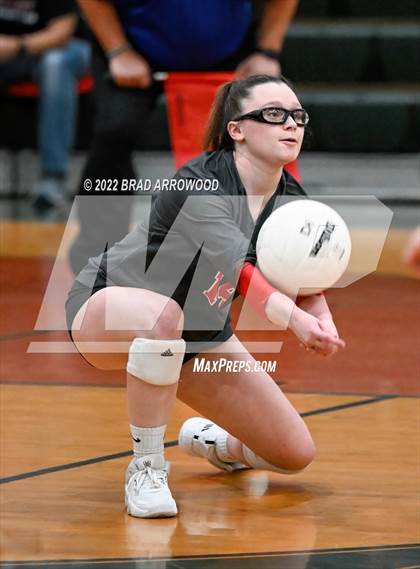 Thumbnail 1 in St. Stephens @ East Lincoln (NCHSAA 3A First Round State Tournament) photogallery.