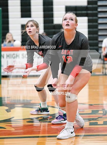Thumbnail 1 in St. Stephens @ East Lincoln (NCHSAA 3A First Round State Tournament) photogallery.