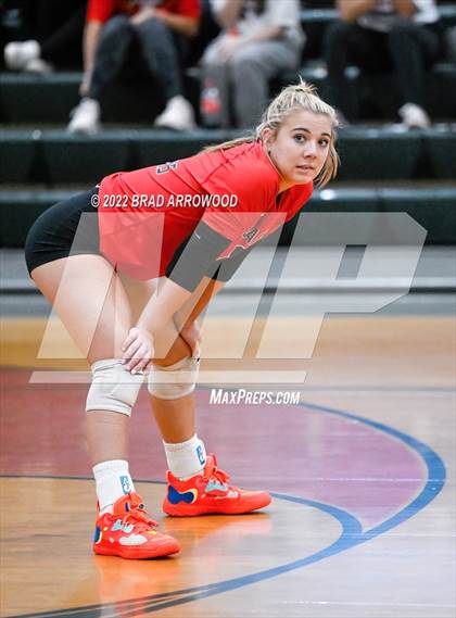 Thumbnail 1 in St. Stephens @ East Lincoln (NCHSAA 3A First Round State Tournament) photogallery.