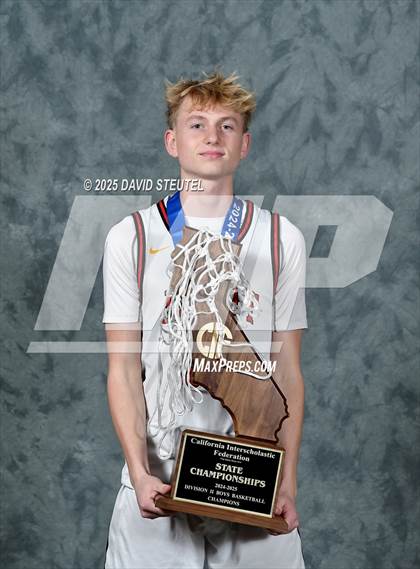 Thumbnail 1 in Jesuit (CIF State D2 Awards) photogallery.