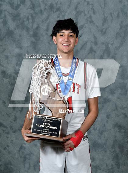 Thumbnail 2 in Jesuit (CIF State D2 Awards) photogallery.