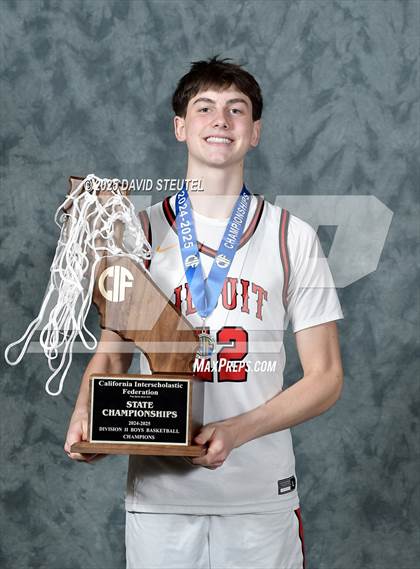 Thumbnail 1 in Jesuit (CIF State D2 Awards) photogallery.