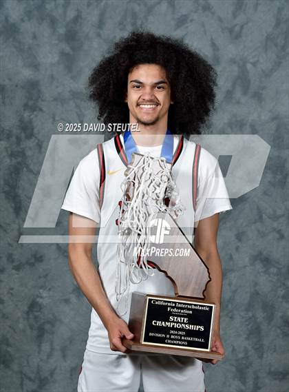 Thumbnail 1 in Jesuit (CIF State D2 Awards) photogallery.