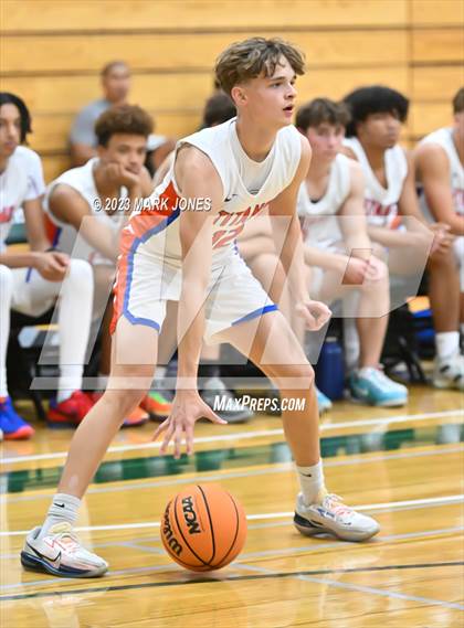 Thumbnail 3 in Canyon View vs. Thunderbird (Sunnyslope Hoopsgiving Basketball Tournament) photogallery.