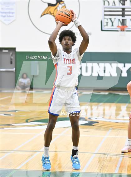 Thumbnail 1 in Canyon View vs. Thunderbird (Sunnyslope Hoopsgiving Basketball Tournament) photogallery.
