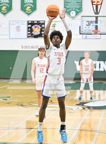 Thumbnail 3 in Canyon View vs. Thunderbird (Sunnyslope Hoopsgiving Basketball Tournament) photogallery.