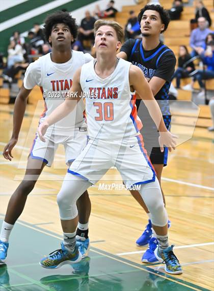 Thumbnail 3 in Canyon View vs. Thunderbird (Sunnyslope Hoopsgiving Basketball Tournament) photogallery.