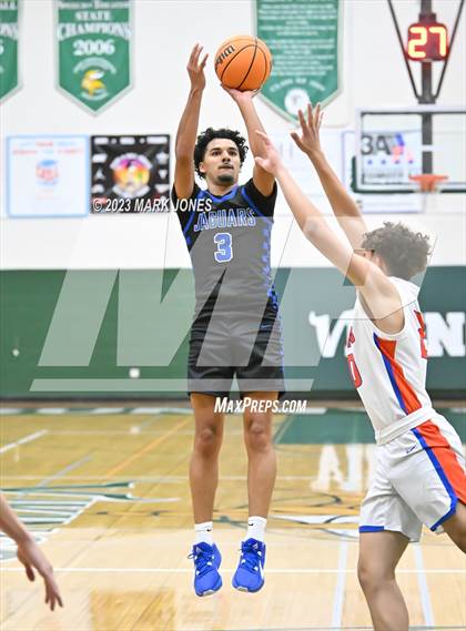 Thumbnail 2 in Canyon View vs. Thunderbird (Sunnyslope Hoopsgiving Basketball Tournament) photogallery.